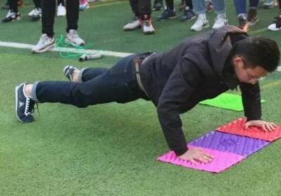 俯卧撑手腕疼多久恢复