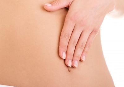 肚脐眼里面的泥可以抠吗？清理肚脐的时候，或许可以用这3个办法