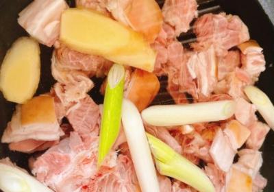 羊肉要焯水吗