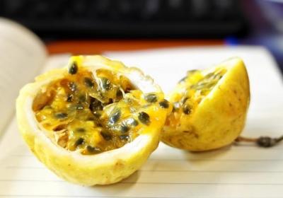 百香果的功效与作用、禁忌和食用方法