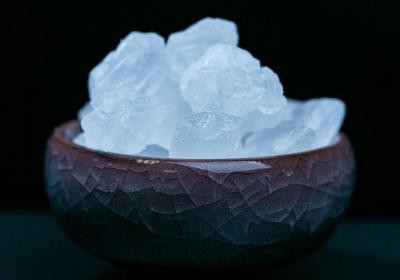 冰糖的功效与作用、禁忌和食用方法