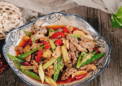 鸡肝的功效与作用、禁忌和食用方法