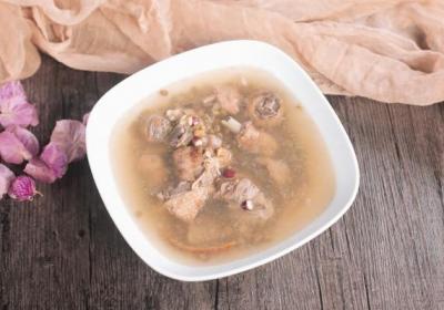 老鸭汤的功效与作用、禁忌和食用方法