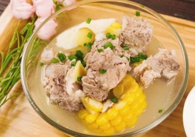 牛骨汤的功效与作用、禁忌和食用方法
