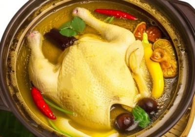鸡的功效与作用、禁忌和食用方法