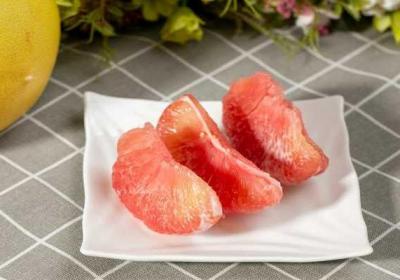 服用靶向药的时候不建议吃哪些食物