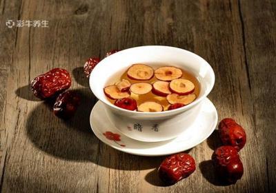 红枣泡水喝的禁忌