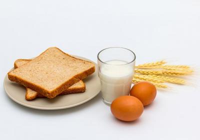鸡蛋和牛奶能一起吃吗