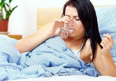女性拔火罐起水泡要警惕