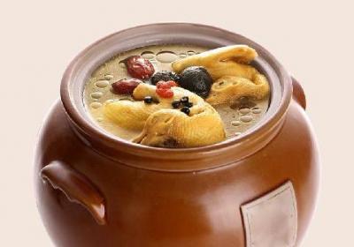 冬季适合煲汤的食材
