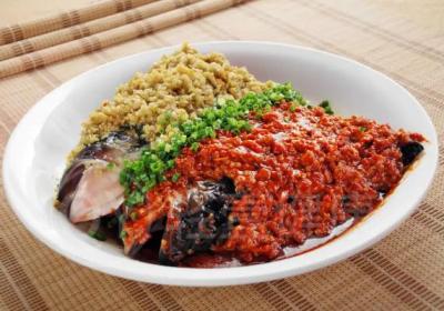 雄鱼头食谱推荐
