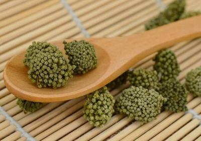 三七花泡水喝的功效有哪些？为何被称为“药材库里的蒲公英”？
