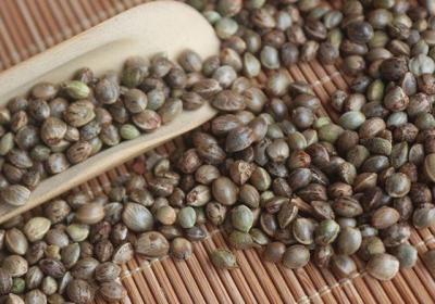 火麻仁的功效有哪些？除了缓解便秘，你还知道哪些？