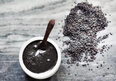 黑芝麻的功效与作用是什么？适合哪些人群食用？