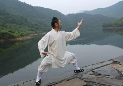 太极拳如何检验练出内气？