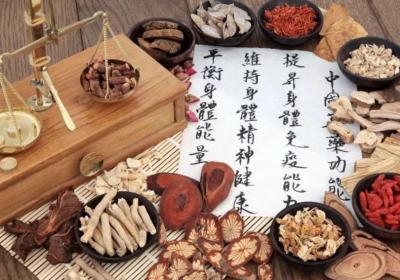分型论治经行发热的药伍配方