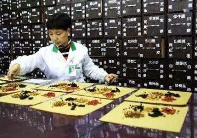 中医怎么治疗月经先后不定期