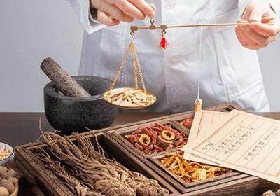 缓解月经过多的中成药